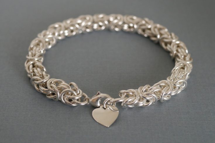 Sterling silver chainmaille bracelet by Linkouture
