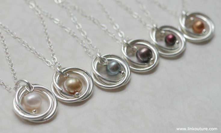 Learn how to make your very own pearl and spiral pendant necklace with this diy jewelry tutorial. These necklaces are very delicate and feminine and make for the perfect wedding jewelry or gift idea. It is a great jewelry tutorial for advanced beginners!