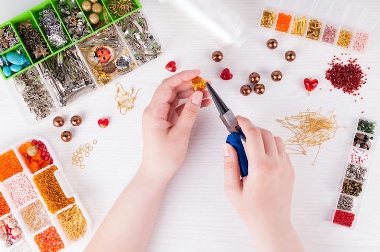 Where to get inexpensive (and even free!) jewelry making supplies